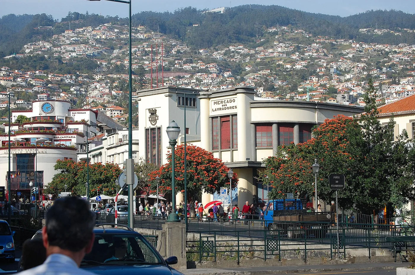Noite do Mercado in Funchal: What to Expect on 23 December