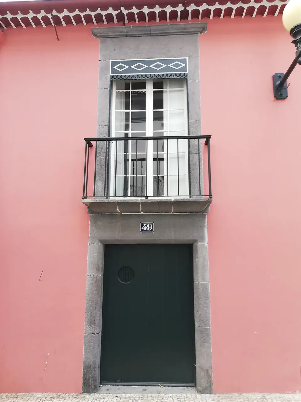 Atelier Vicente’s: Visiting the Photo Studio That Recorded Madeira